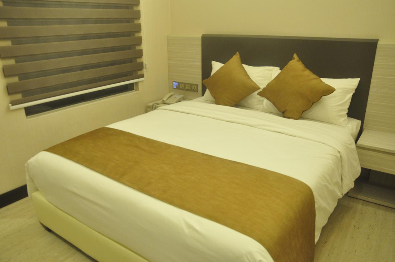Geobay Hotel Johor Bahru Exterior foto